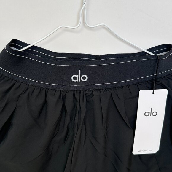 ALO Yoga Black Athletic Shorts - Picture 3 of 9